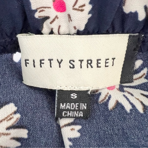 Fifty Street Navy Blue Floral Mini Skirt, Small - Picture 5 of 7